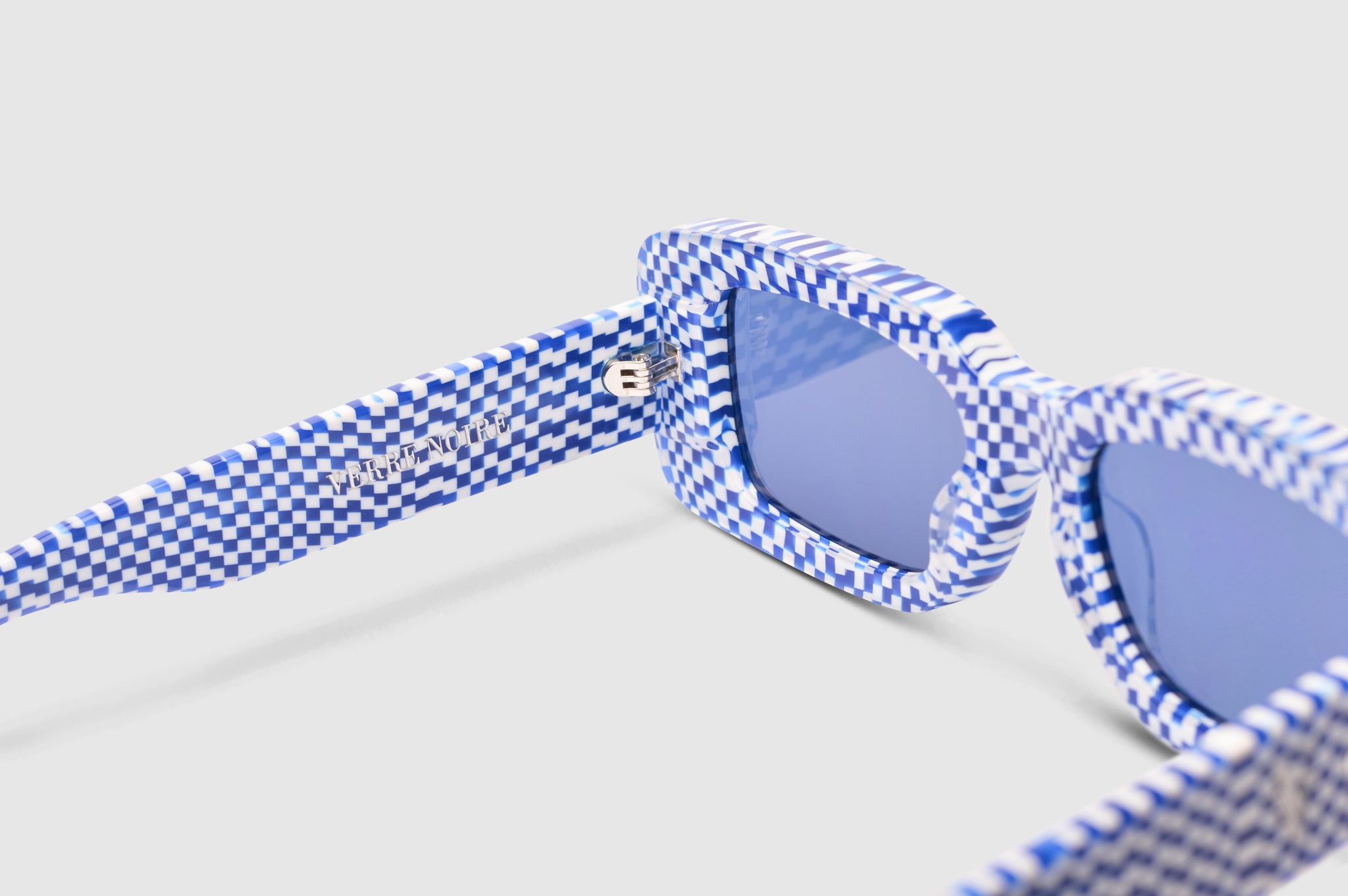 Scala Checkered Frame